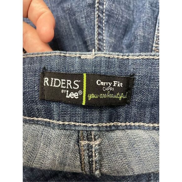 Riders By Lee Curvy Fit Denim Capris Size 8 - Picture 5 of 10